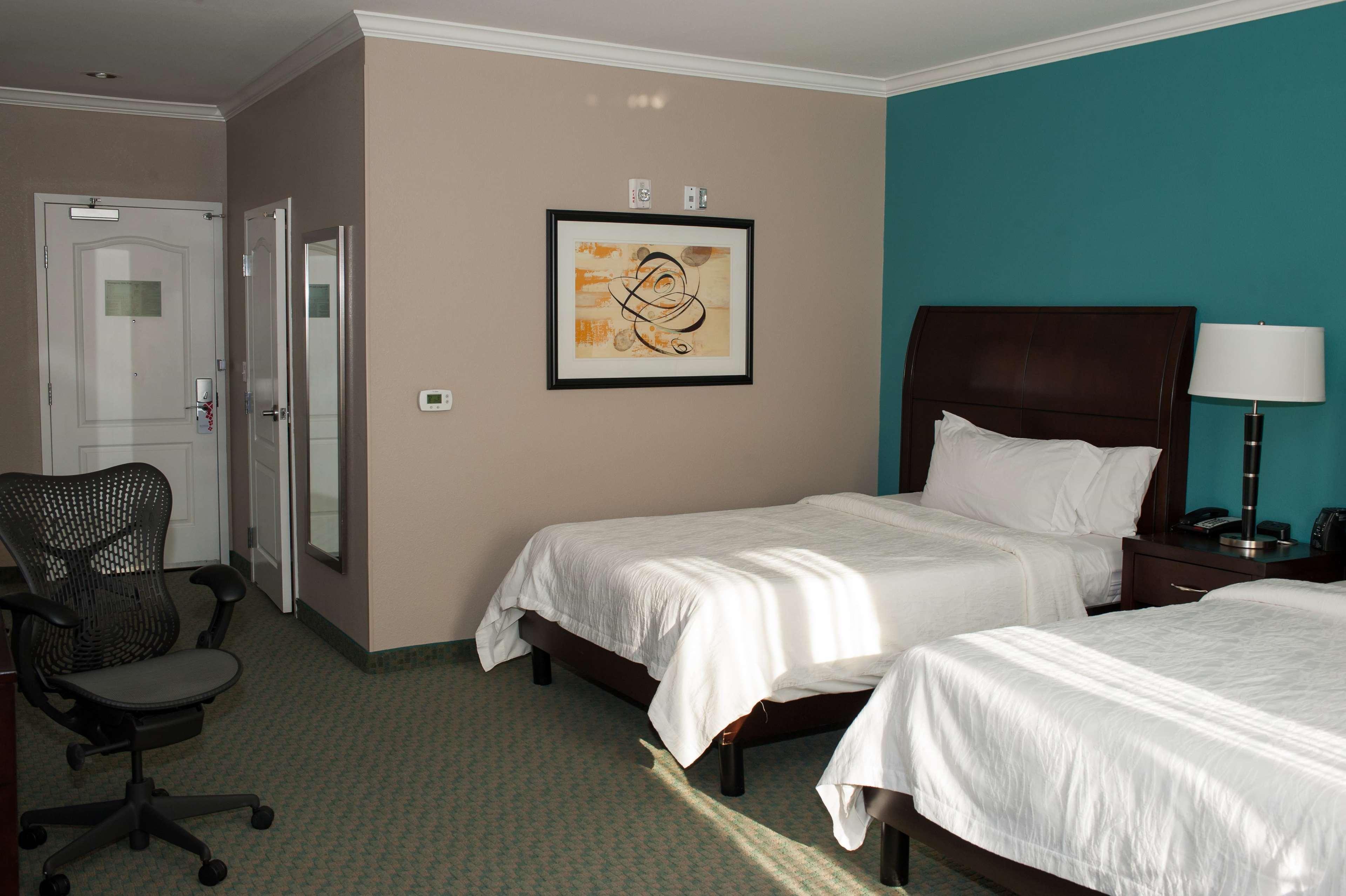 Hilton Garden Inn Tyler Exteriör bild