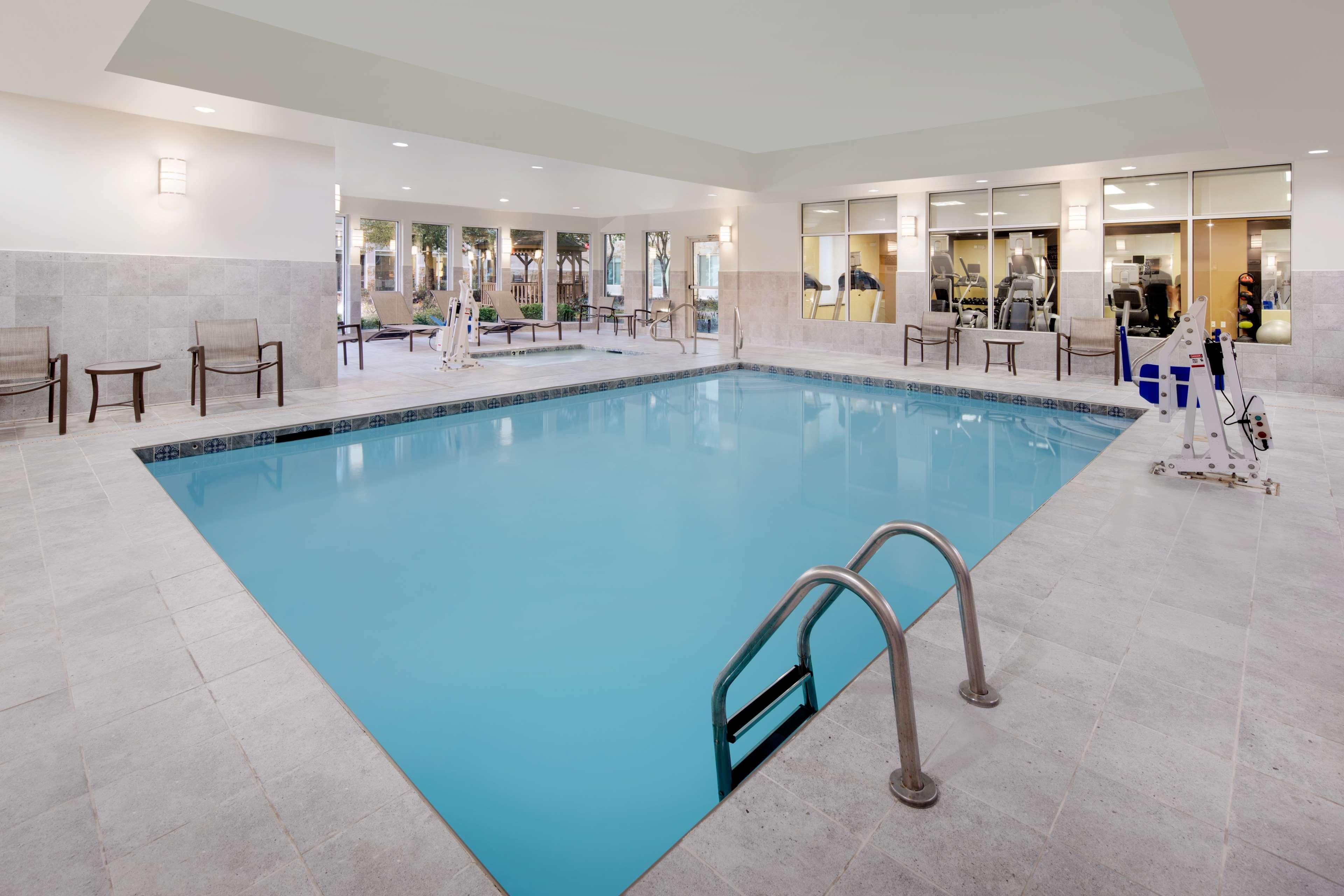 Hilton Garden Inn Tyler Exteriör bild