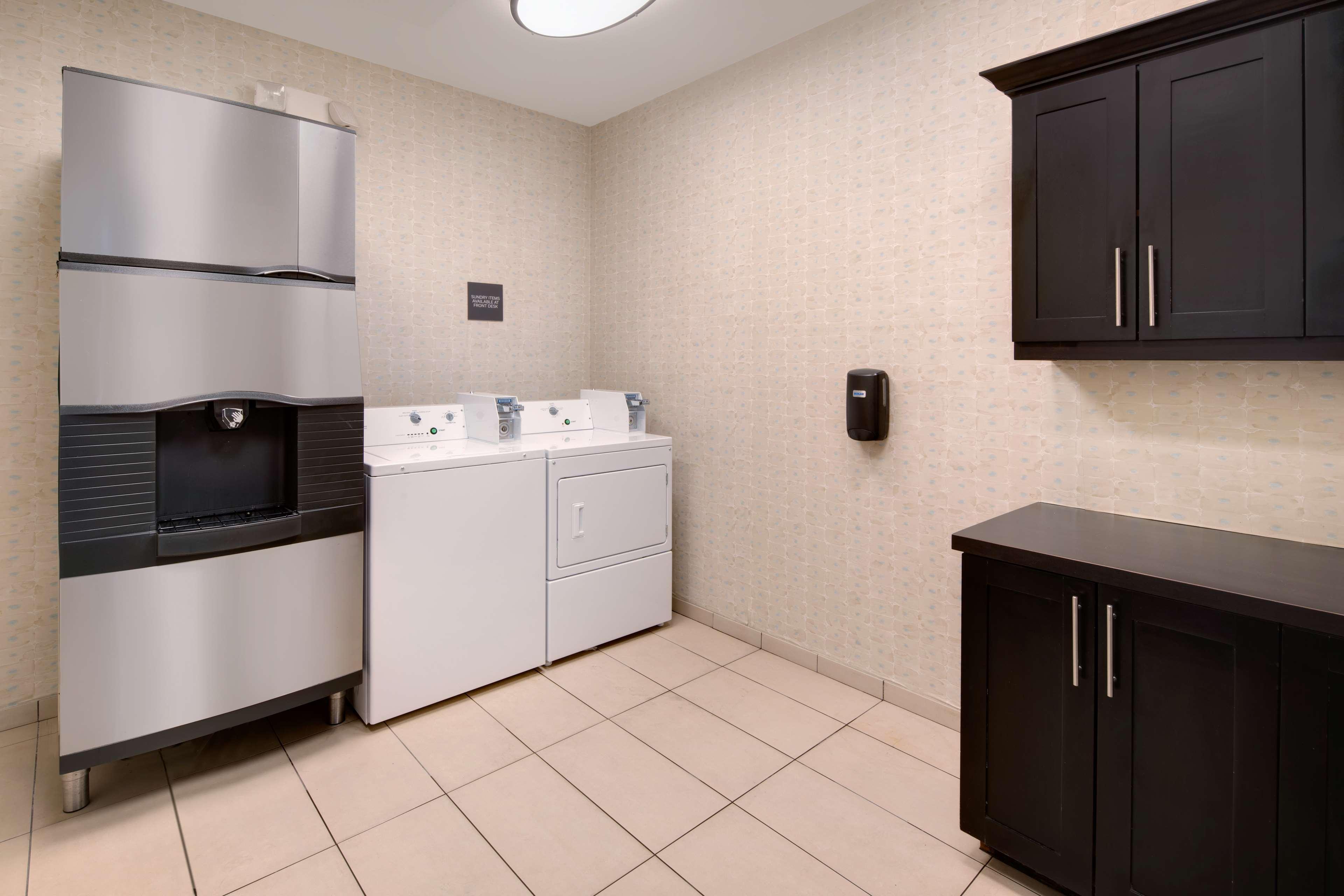 Hilton Garden Inn Tyler Exteriör bild